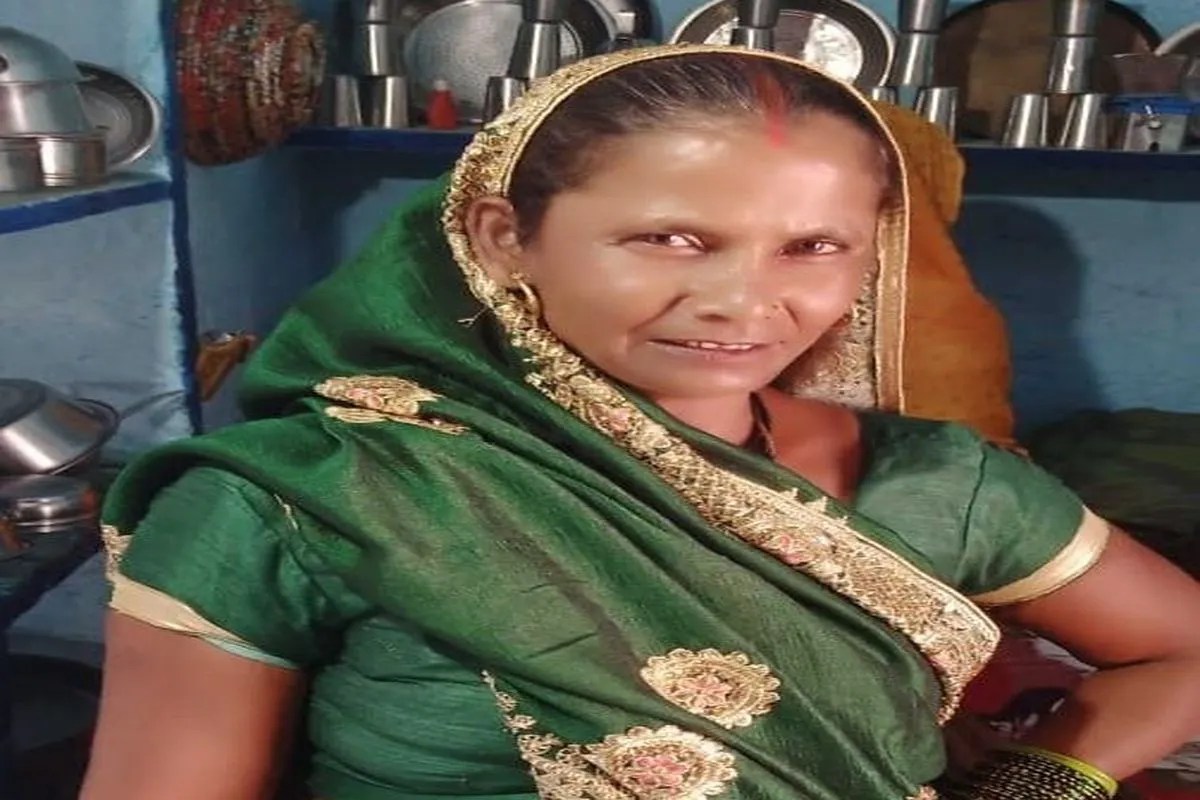 जेठ का हाल जानने जा रही महिला की दुर्घटना में मौत A woman who was going to inquire about her brother-in-law died in an accident.