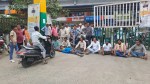 The meeting was to be held to weigh on the Dharmakanta and discuss solutions to problems, but farmer leaders were enraged when it was cancelled.