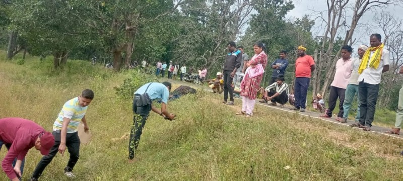 परिजनों ने जताई हत्या की आशंका, जांच में जुटी पुलिस