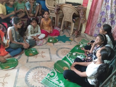 सुबह से देर शाम तक चली पूजा-अर्चना, अठवाईं चढ़ाकर मां को लगाया भोग