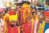 माँ दंतेश्वरी की डोली जगदलपुर के लिए रवाना (Photo source- Patrika)