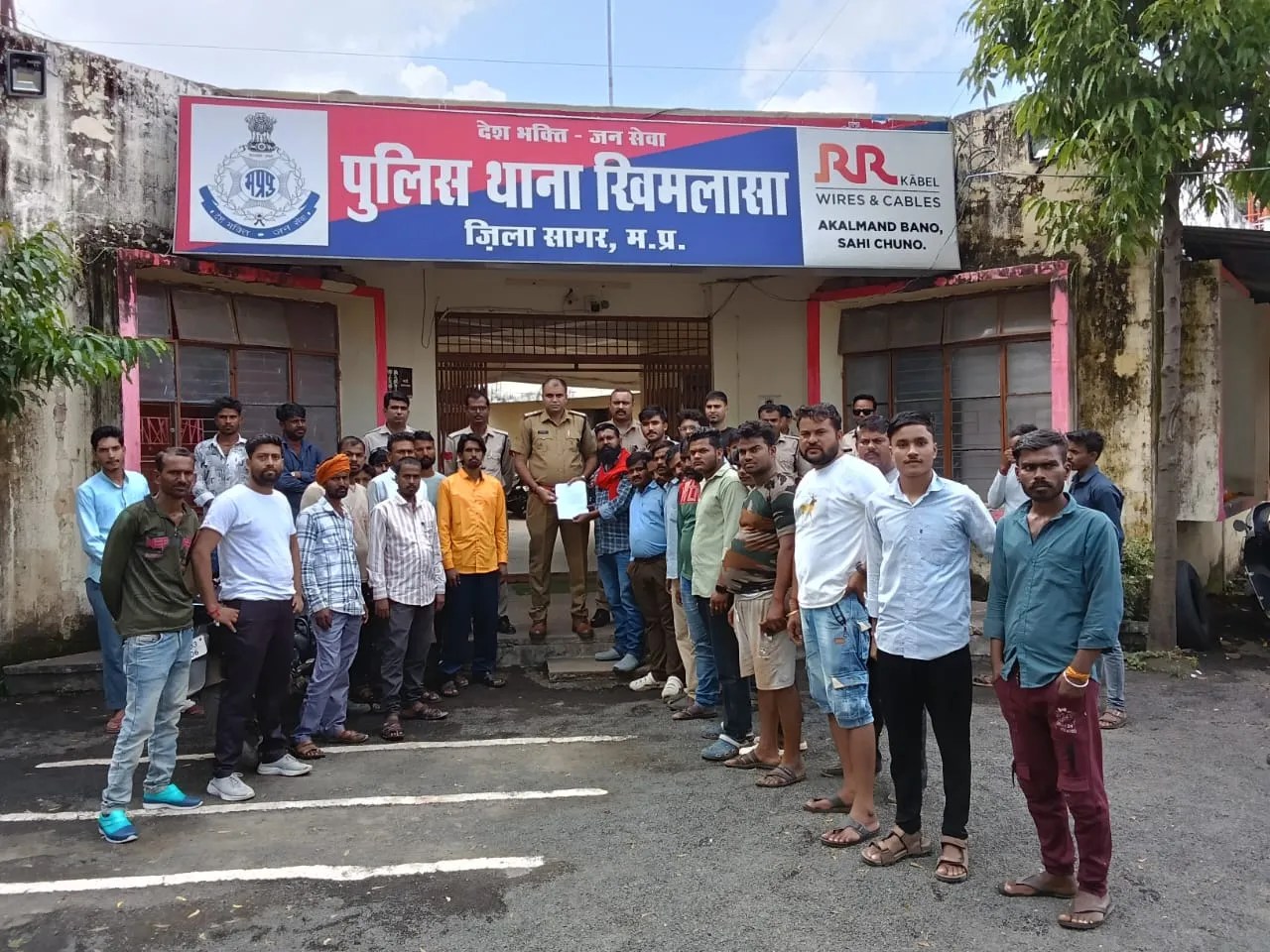 Rising thefts in Khimlasa angered public, demand for action