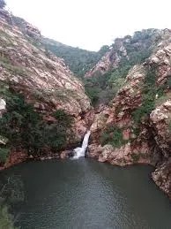  प्रकृति आस्था और इतिहास का अद्भुत संगम दमउदहरा जलप्रपात, देखें तस्वीरें  
