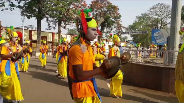 CG News: मंत्री राजवाड़े कर्मा नृत्य प्रतियोगिता में हुईं शामिल,देखें तस्वीरें