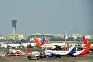 मुंबई, दिल्ली और बैंकॉक से काठमांडू जा रही फ्लाइट्स लखनऊ में उतारी गईं, मौसम सुधरने के बाद हुई रवाना (फोटो सोर्स :Whatsapp )