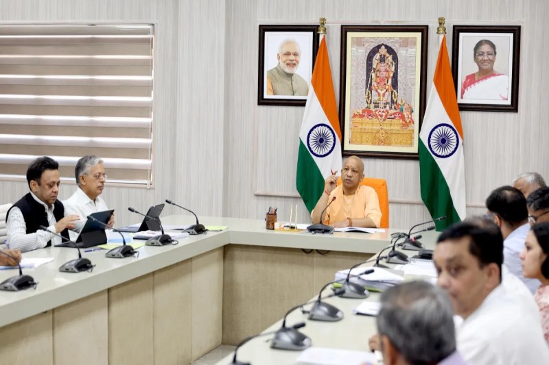 इंस्पेक्टर से CO स्तर के अधिकारियों को प्रमोशन के साथ नए अधिष्ठानों में तैनाती (फोटो सोर्स :Whatsapp )