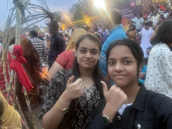 Chhath Puja 2025: छठ महापर्व का आज समापन, एफएम तड़का के RJ नरेंद्र पहुंचे महादेव घाट, छठ पूजा को लेकर की बातचीत, देखें 
