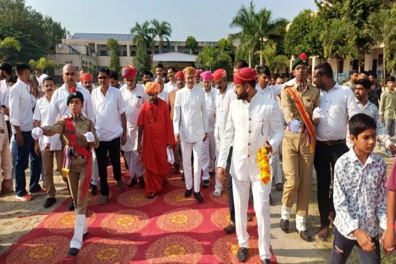 Coordination of education and social service is necessary in Maharana Kumbha Trust - Sant Uttam Swami