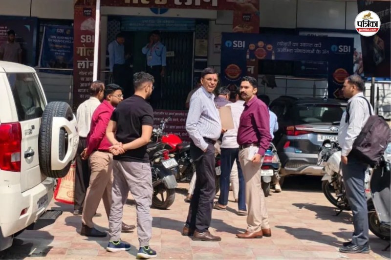 Associate-Professor-Ramavtar