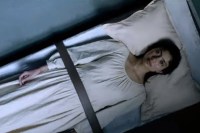 लाशों से भरा घर, अकेली लड़की और खौफनाक रहस्य! क्लाइमैक्स देख कांप उठेंगे