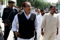 सपा नेता आजम खान को फिर मिली वाई श्रेणी की सुरक्षा (फोटो सोर्स : Facebook )
