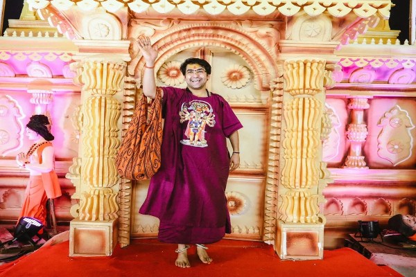 बाबा बागेश्वर धीरेंद्र शास्त्री