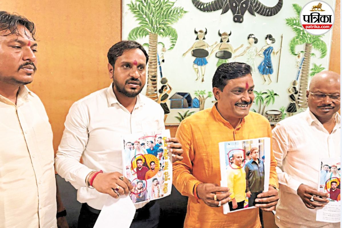 वोट चोरी (फोटो सोर्स- पत्रिका)