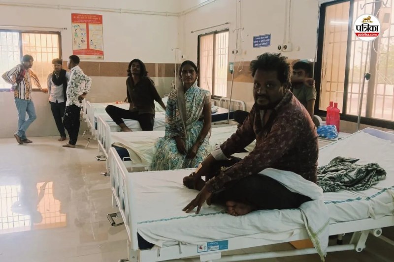 CG News: बेमेतरा में पार्टी बनी आफत, चना मसाला खाने से 25 लोग फूड प्वाइजनिंग के शिकार..(photo-patrika)
