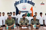 इनामी नक्सलियाें ने किया आत्मसमर्पण (Photo source- Patrika)