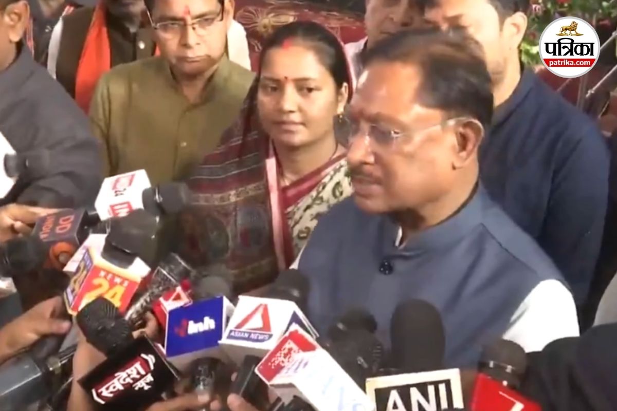CG News: CM ने वरिष्ठ नागरिकों के लिए राज्य सरकार की योजनाओं पर दिया जोर, देखें Video