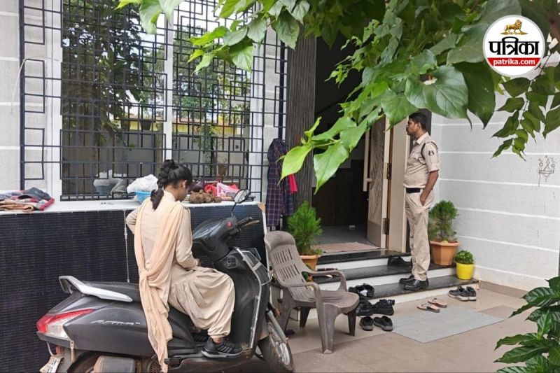 ACB/EOW का बड़ा एक्शन (photo source- Patrika)