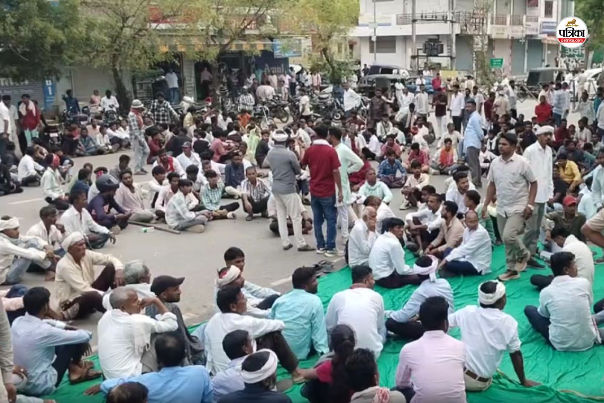 Dungarpur Accused Youth dies villagers remain outside Collectorate talks continue These three demands no consensus reached