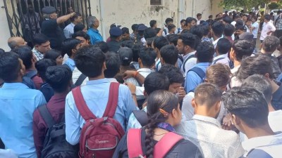 इलाहाबाद विश्वविद्यालय में बवाल