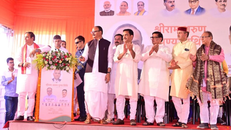 उप मुख्यमंत्री बृजेश पाठक और राज्य मंत्री असीम अरुण (फोटो सोर्स- 'X' बृजेश पाठक)