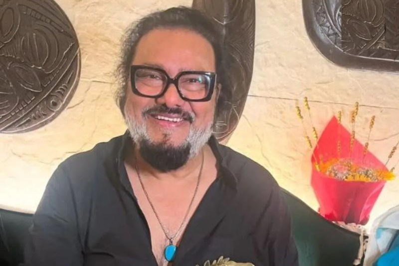 गुपचुप रचाई इस फेमस सिंगर ने हिन्दू लड़की से शादी, फिर इस्लाम धर्म अपनाने को किया मजबूर