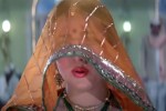 Actress Mandakin in Ek Radha Ek Meera Song