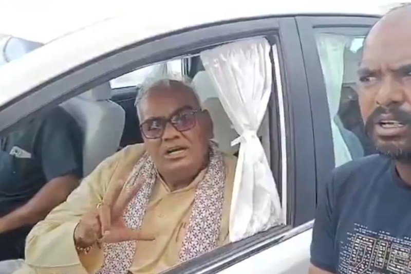 Minister Madan Dilawar