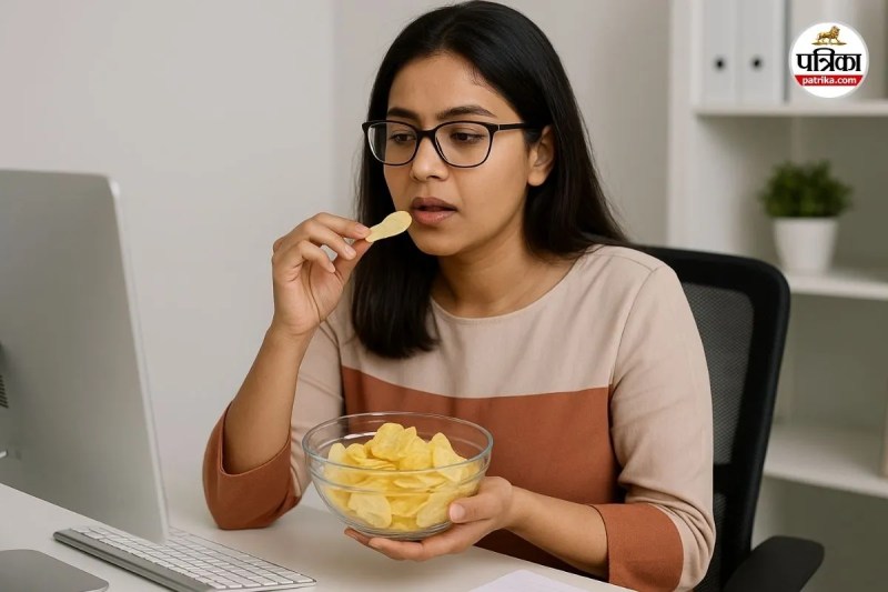 Munching vs Stress Eating, Healthy snacking habits, Stress eating tips, Mindless eating, Emotional eating, Snack smart,