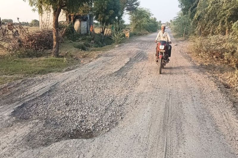 जर्जर स्टेट हाइवे का काम शुरू नहीं, दीपावली तक कैसे होगी मरम्मत