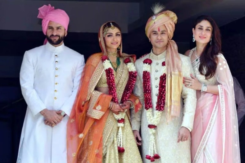 Soha Ali Khan expressed pain