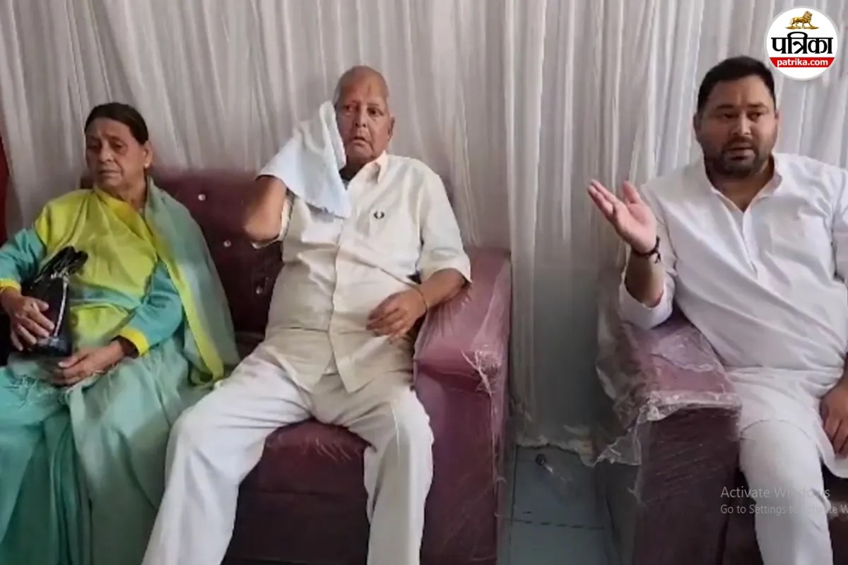 Tejashwi Yadav files nomination from Raghopur