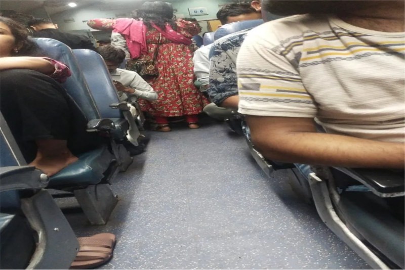 Passengers troubled by fake eunuchs in trains: Passengers unsafe on Bina to Bhopal and Sagar route