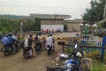 The incomplete overbridge construction has become a problem for drivers, yet the officials are unable to complete the work soon.