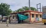 The market canteen has been closed for two months, farmers are unable to get food for five rupees.