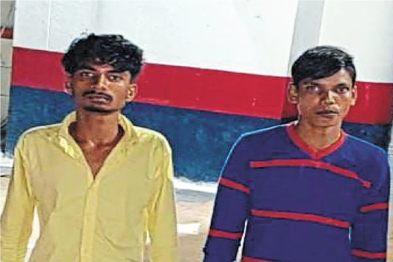 पुलिस की बड़ी कार्रवाई! मोबाइल दुकान में चोरी करने वाले नाबालिग समेत 3 आरोपी गिरफ्तार...(photo-patrika)