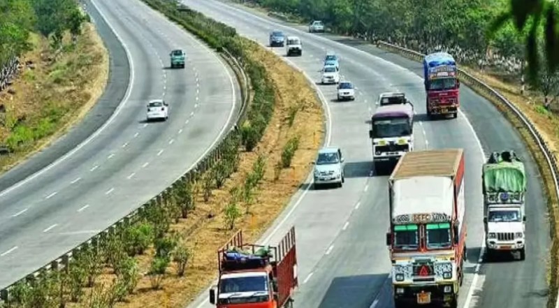 Vehicle challans being generated online at 45 checking points in MP