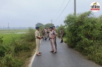 मामले की छानबीन करती भोजपुर पुलिस