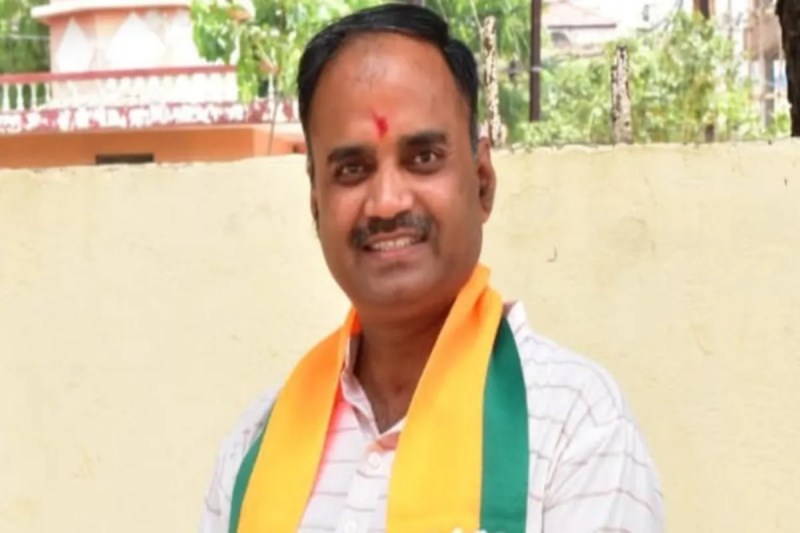 Former BJP Satna District President Satish Sharma supporters posted photos of the rape victim