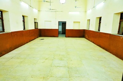 दो माह से मरीजों को मिल रहा परामर्श, दवा नहीं