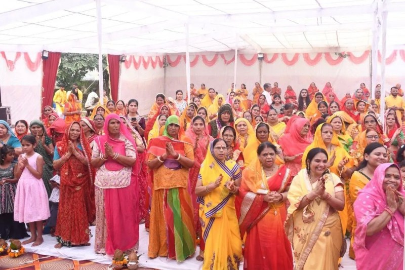 जीवन में शिक्षा के साथ अध्यात्म का ज्ञान होना भी जरूरी