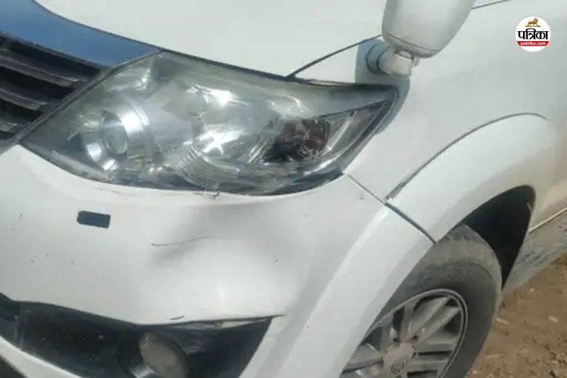 Bayana MLA Ritu Banawat car collided Jugaad vehicle major accident was averted due to driver presence of mind