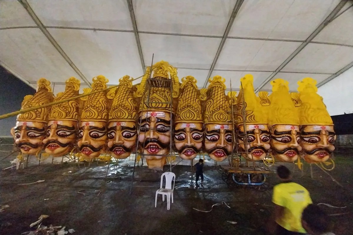Vijayadashami 2025: आज चूर-चूर होगा रावण का अहंकार, कहीं इलेक्ट्रिक आतिशबाजी तो कहीं रामलीला, बारिश डाल सकती है खलल