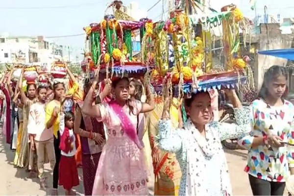 CG News: गौरा जगाने की रस्म शुरू, 20 से अधिक वार्डों से निकलेगी गौरा-गौरी शोभायात्रा