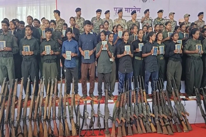 पूना मारगेम – पुनर्वास से पुनर्जीवन’: दण्डकारण्य के 210 माओवादी कैडर लौटे समाज की मुख्यधारा में