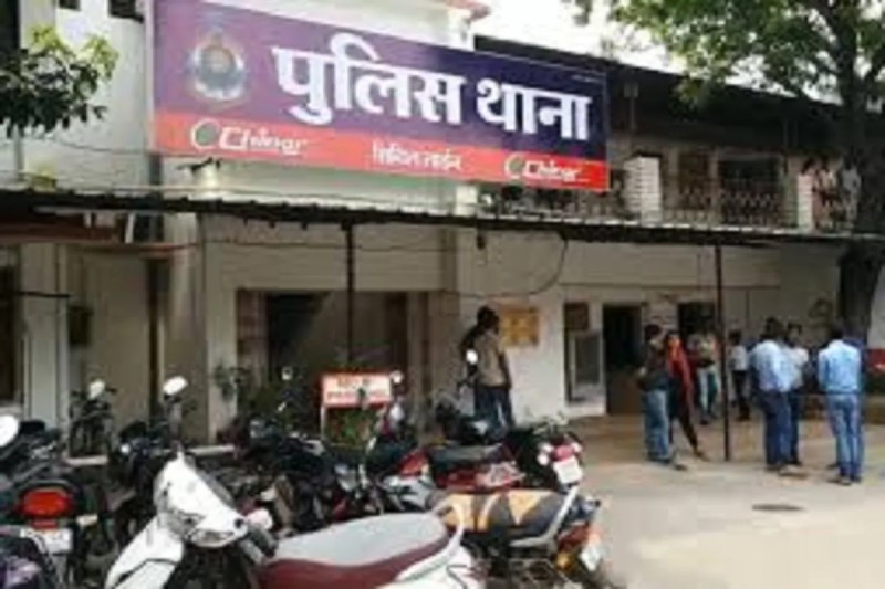 CG News: मृत महिला को जिंदा बताकर जमीन हड़पी, कारोबारी के खिलाफ शिक्षक ने दर्ज कराई एफआईआर