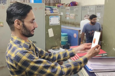 ashoknagar nagar palika mobile attendance system face scan mp news