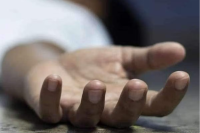 पिता बोले- मेरा बेटा आत्महत्या नहीं कर सकता! परिजनों का आरोप- न यूनिवर्सिटी प्रबंधन ने की मदद, न पुलिस ने...(photo-patrika)