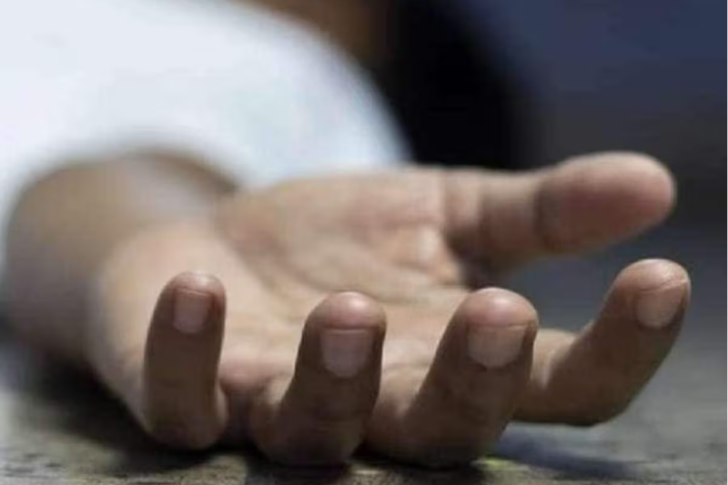 datia newlywed suicide after baby girl birth mp news