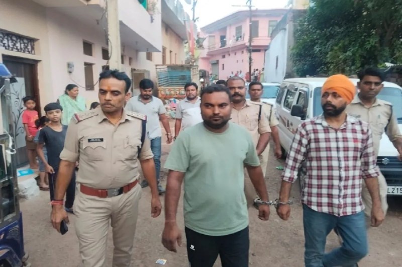 भाजपा नेता अंडग्राउंड, बंदूक समेत चार गुर्गे धरे कराई परेड