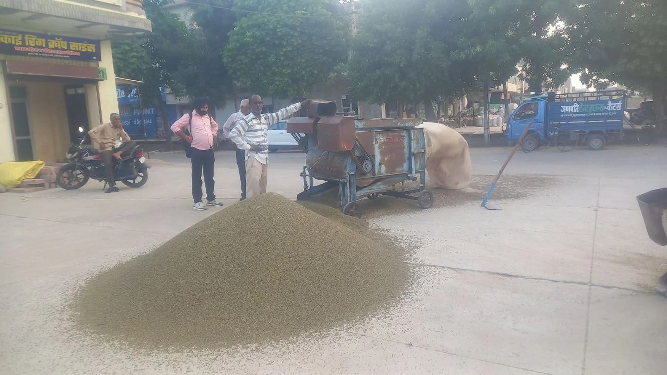 गिरदावरी बिन अटकी सरकारी खरीद, किसानों की कट रही जेब